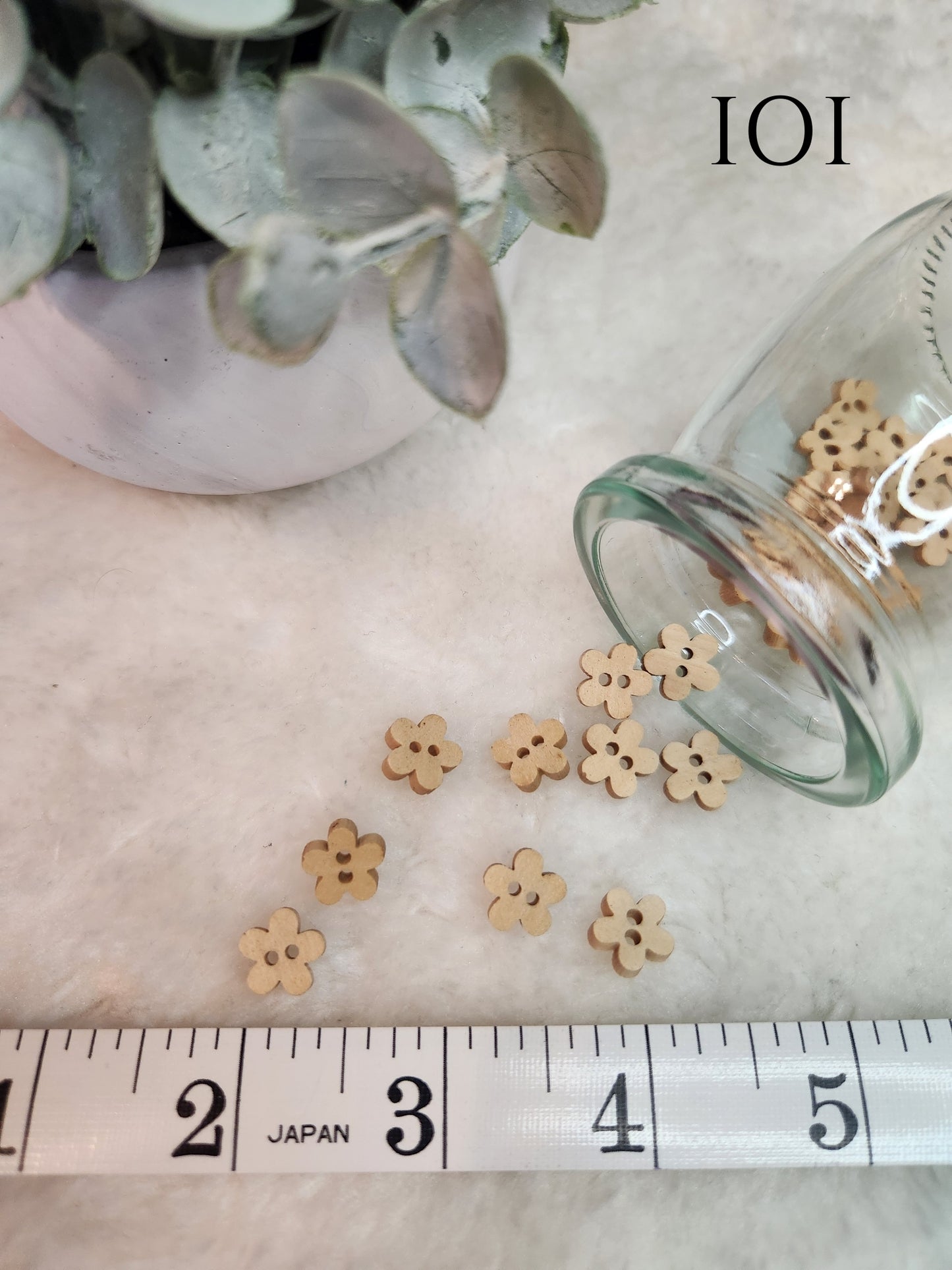 Decorative Wood Look Buttons