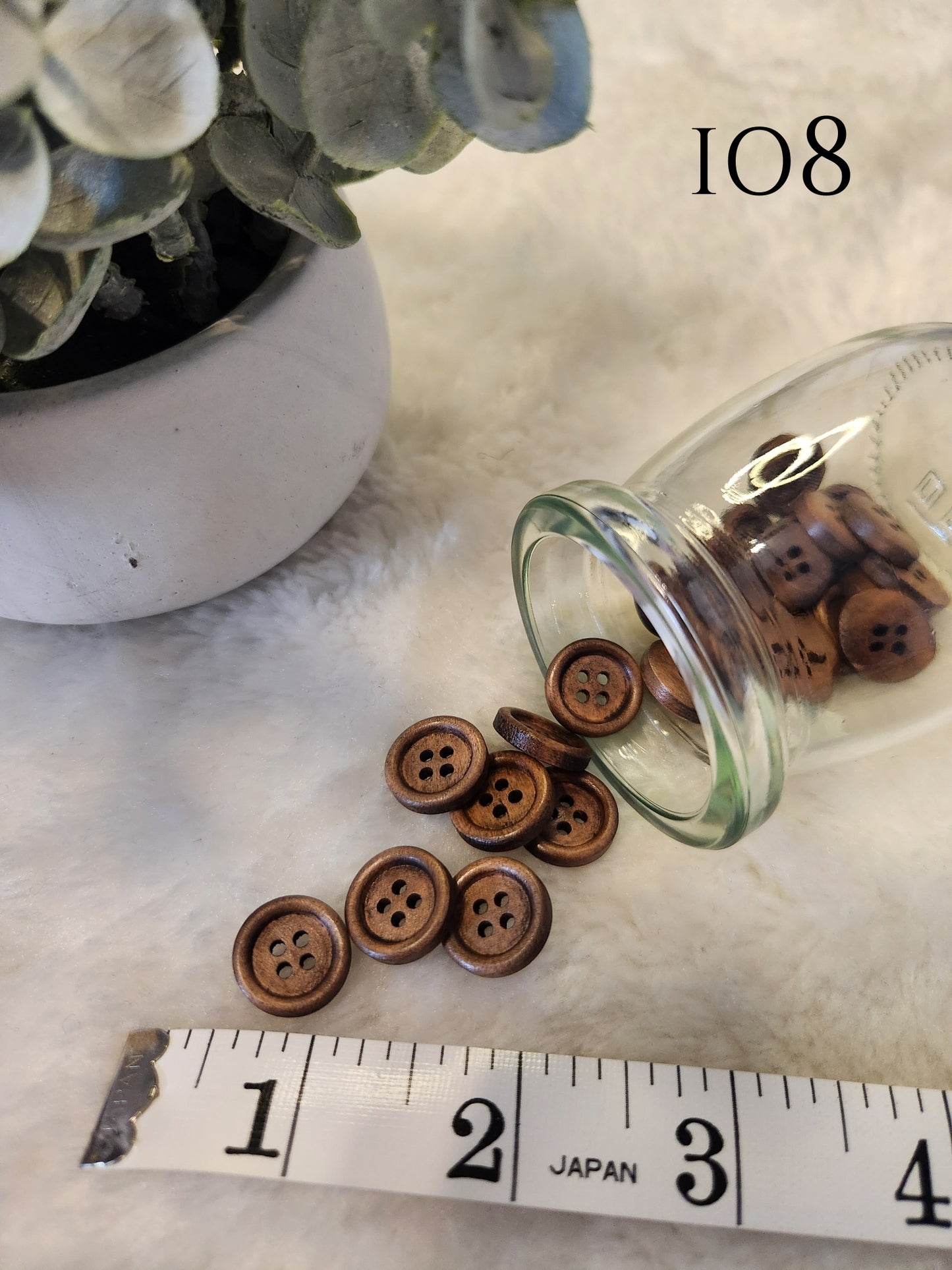Decorative Wood Look Buttons