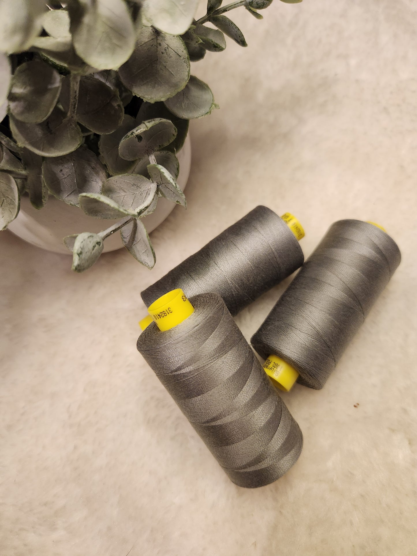 Gutermann Mara Poly Thread - 1,093 yards