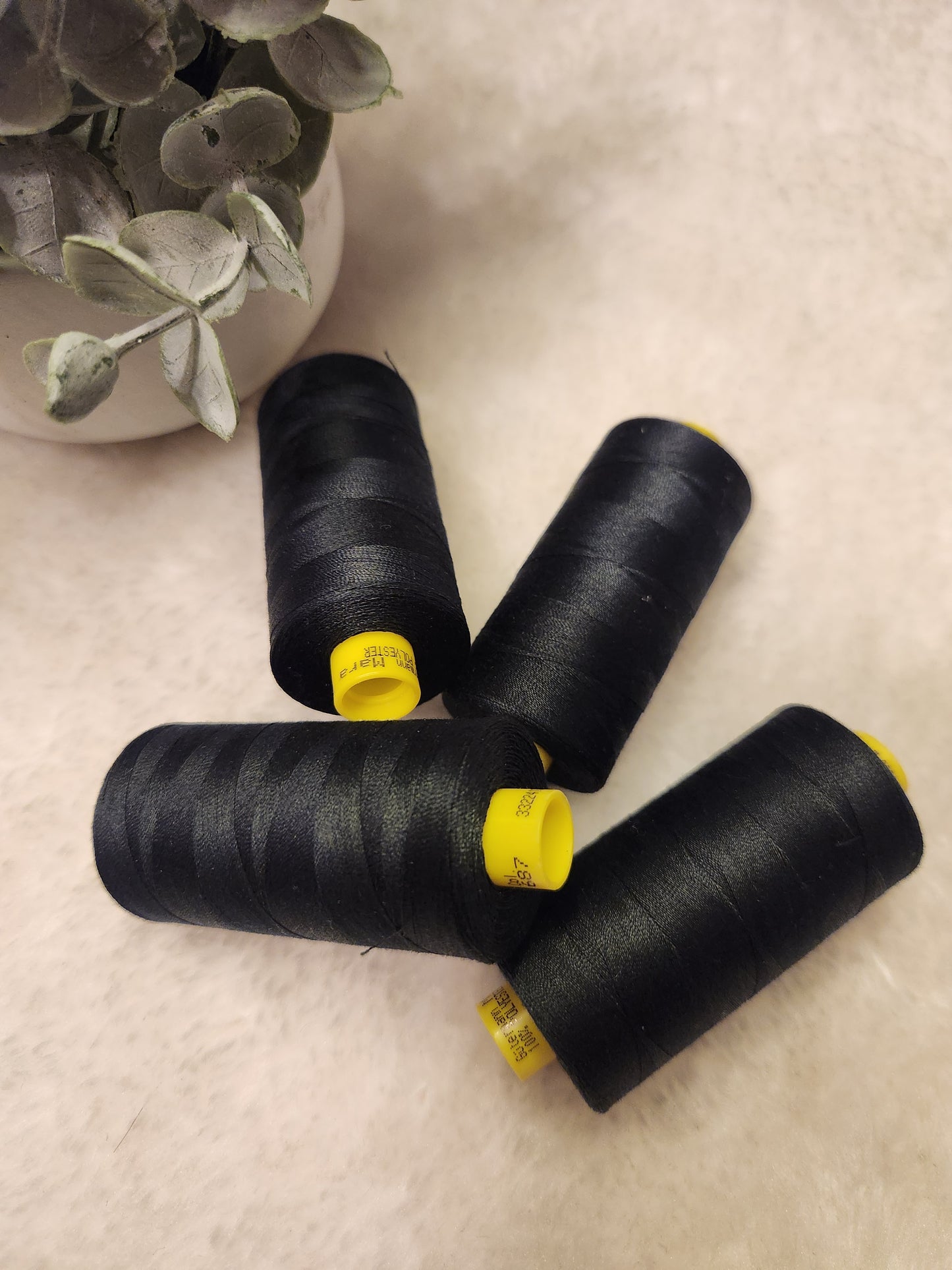 Gutermann Mara Poly Thread - 1,093 yards